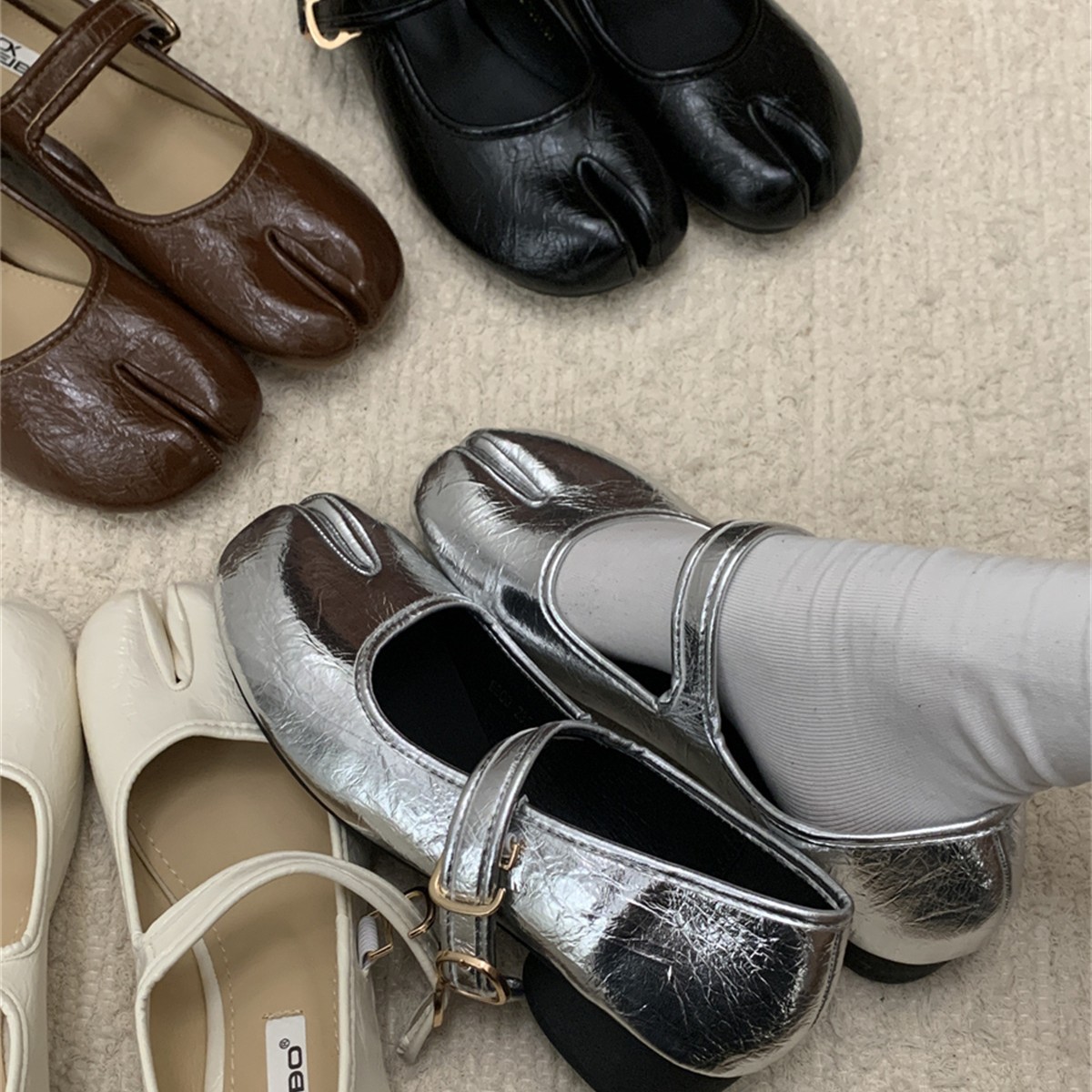 Women's Spring And Autumn New French Retro Style Fairy-like Casual Soft Leather Flat Mary Jane Shoes With Split Toe_vogvips.com