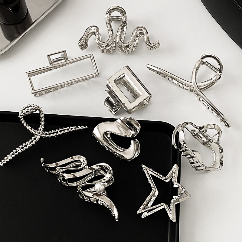 Cold style silver large hair clip small shark clip metal niche design sense clip hairpin female high sense