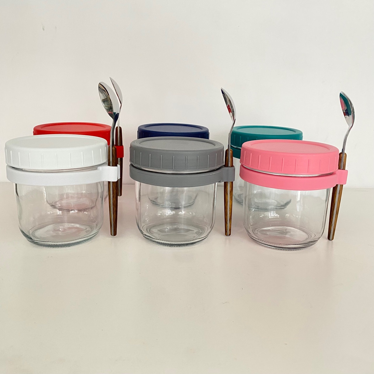 300ml大口直筒密封带勺带塑料盖分装早餐燕麦玻璃罐