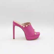 2025�ļ��¿�r�и߶˼������^�T����e�ٴ�¶ֺ�߸�����ЬŮ¶ֺ