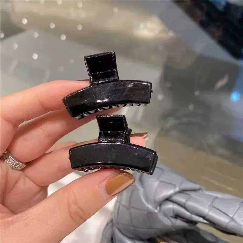 4CM百搭亚克力抓夹~ 简约亚克力小抓夹女侧边刘海碎发百搭小巧