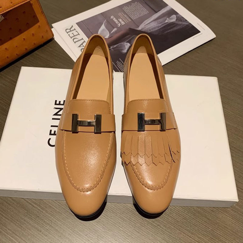 Sheepskin Version~French-Style Metal Buckle White Loafers for Women, Flat Slip-On Commuter Shoes with Genuine Leather Tassels