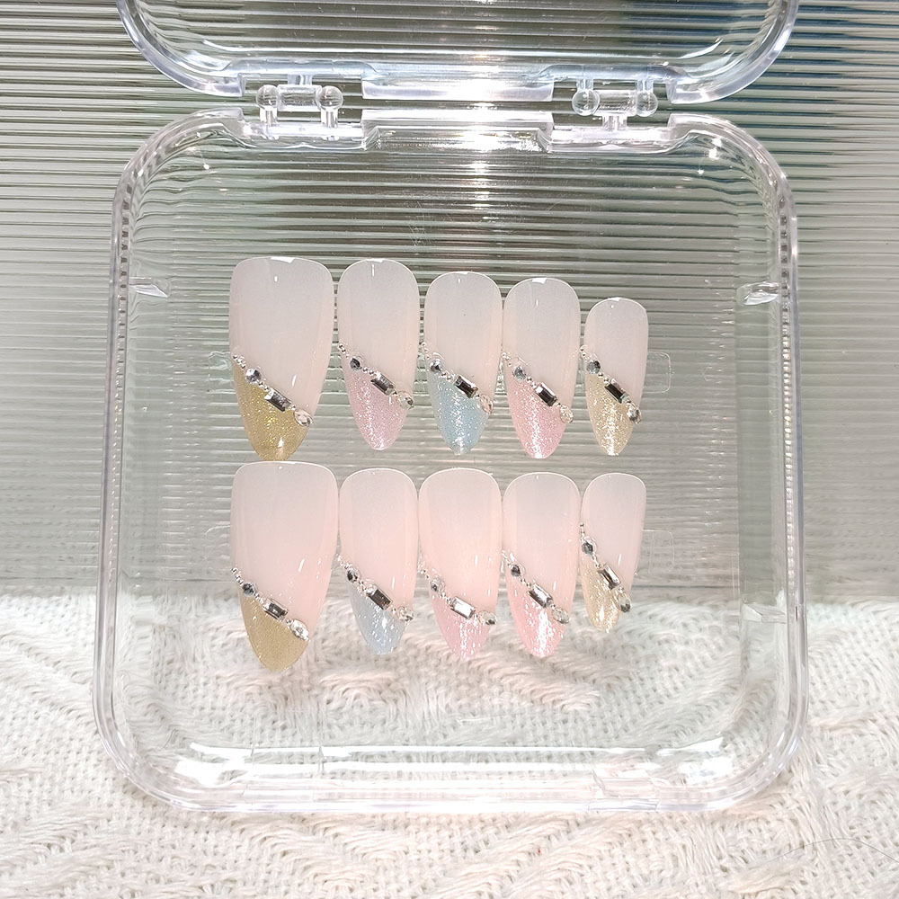 El polvo desnudo de hielo se encuentra con las uñas de diamantes brillantes de colores 10 piezas de uñas portátiles hechas a mano image 3