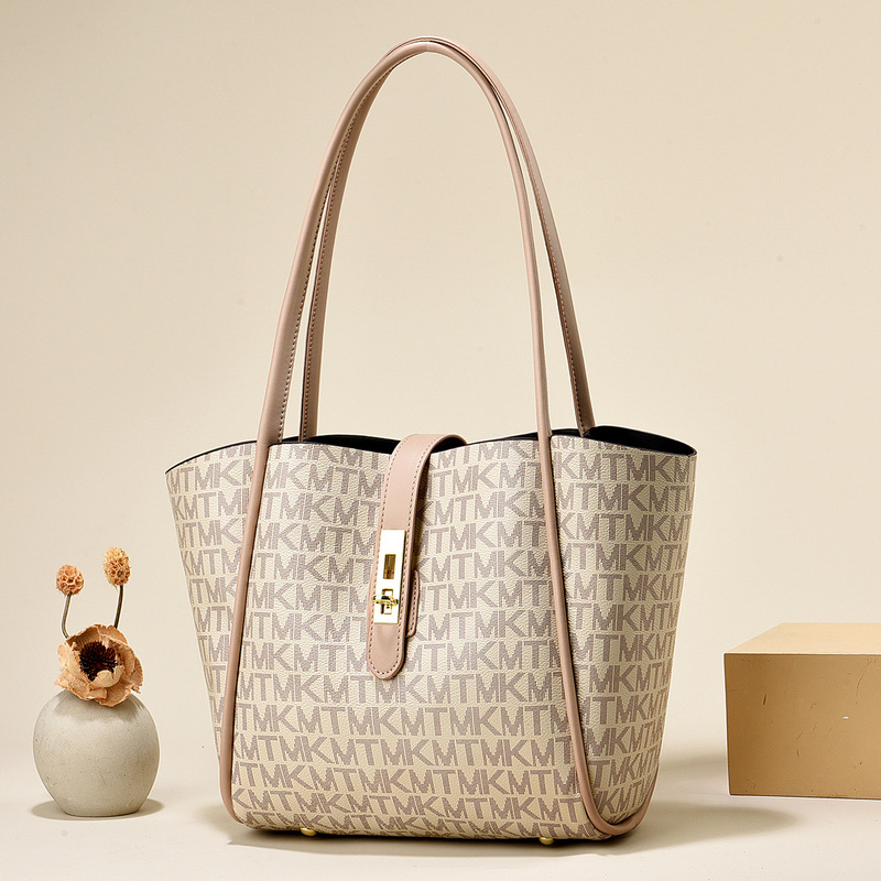 Women's Bag 2024 New Trendy Women's Bag Taobao Crossbody Shoulder Handbag Classic Atmosphere Fashion One-Piece Hair Women's Bag 2024 New Trendy Women's Bag Taobao Crossbody Shoulder Handbag Classic Atmosphere Fashion One-Piece Hair