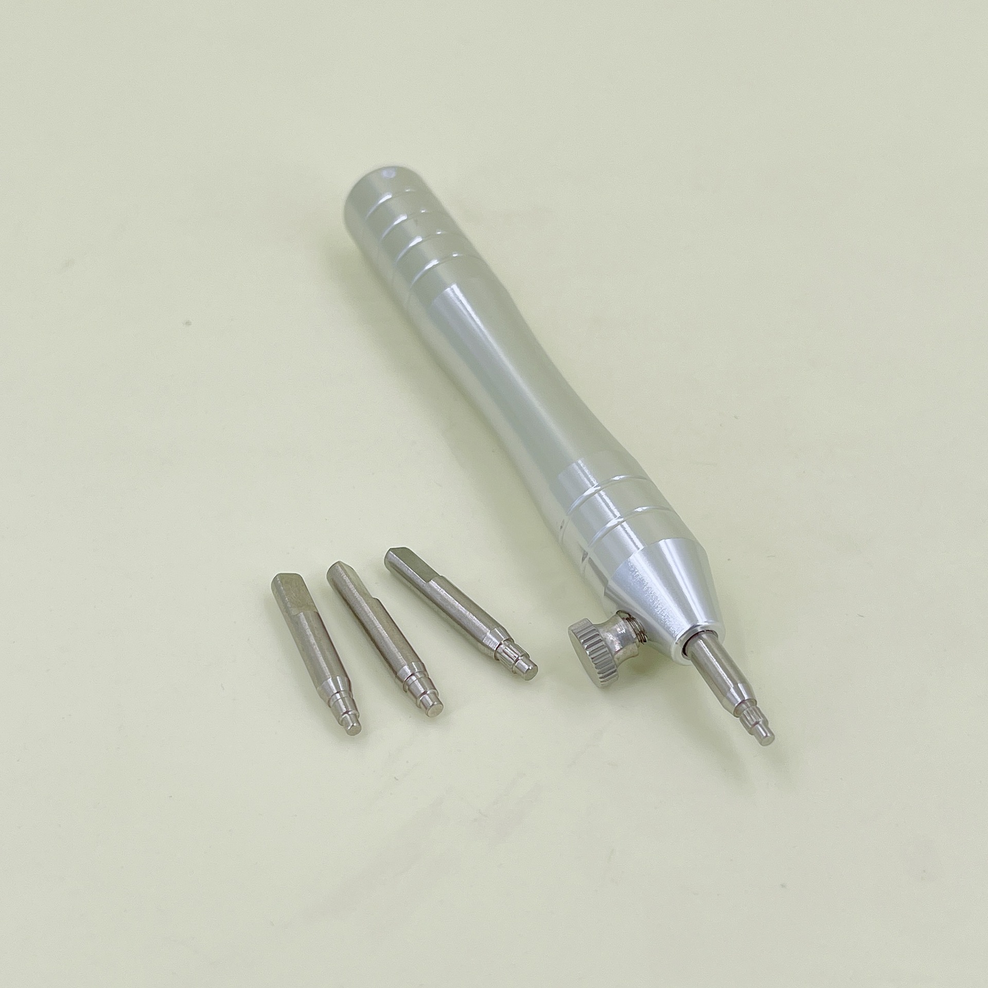 修表工具 把管开启器 专用开把管 手表把头壳管 把管器 银色