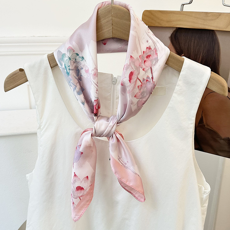 Bufanda de seda, bufanda cuadrada pequeña, nueva atmósfera coreana, pañuelo floral, cinturón para el cabello, bufanda decorativa, chal pequeño exterior