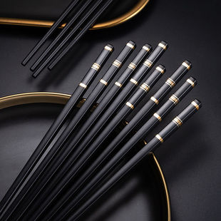 �¿�ߙn���C���L�ǾƵ���ò��װlù�Ͻ���ӾW�t������YƷ����