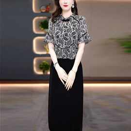 琉璃丝气质轻奢高级感女装2025夏季新款时尚国风假两件显瘦连衣裙