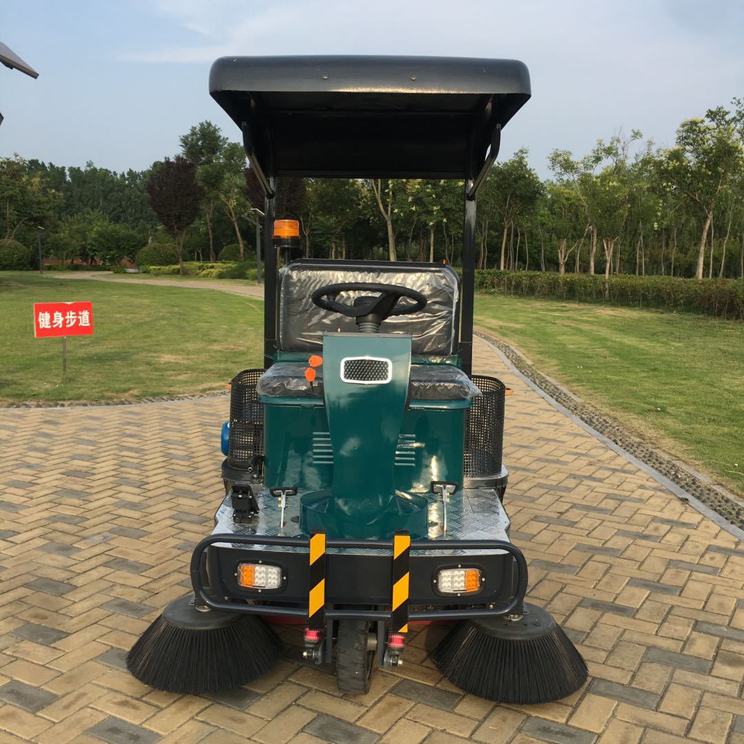 新能源电动扫地车X5三刷遮阳 多功能扫地机户外清扫车驾驶式