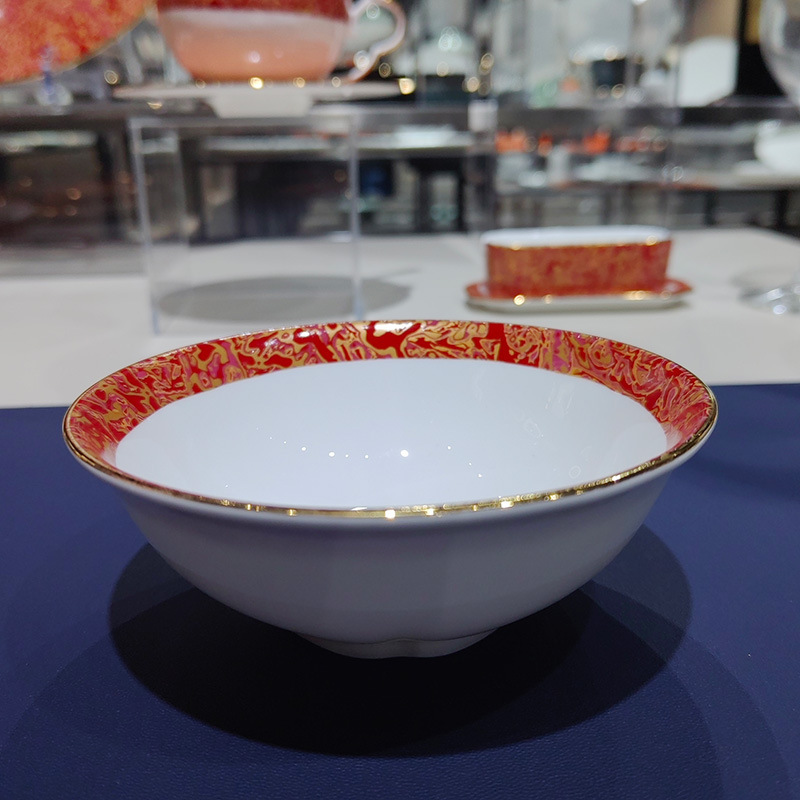 ホテルクラブ高級ボーンチャイナ食器セット金縁満堂紅お祝い宴会誕生日皿セット|undefined