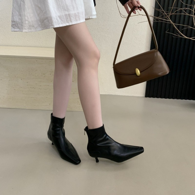 皮革拼接短靴女靴2025秋季新款韩版简约短筒靴后拉链方头时装靴女|undefined