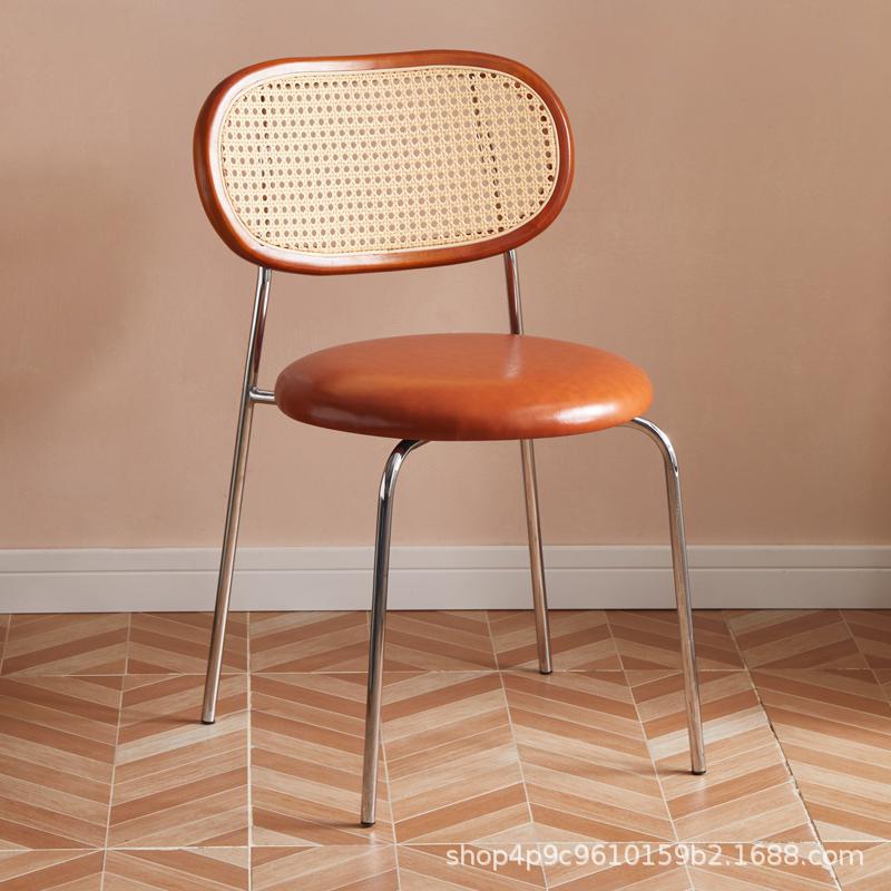 Silla de comedor de caña nórdica diseñador de hogar minimalista de lujo ligero golpe antiguo silla de comedor de madera roja en línea