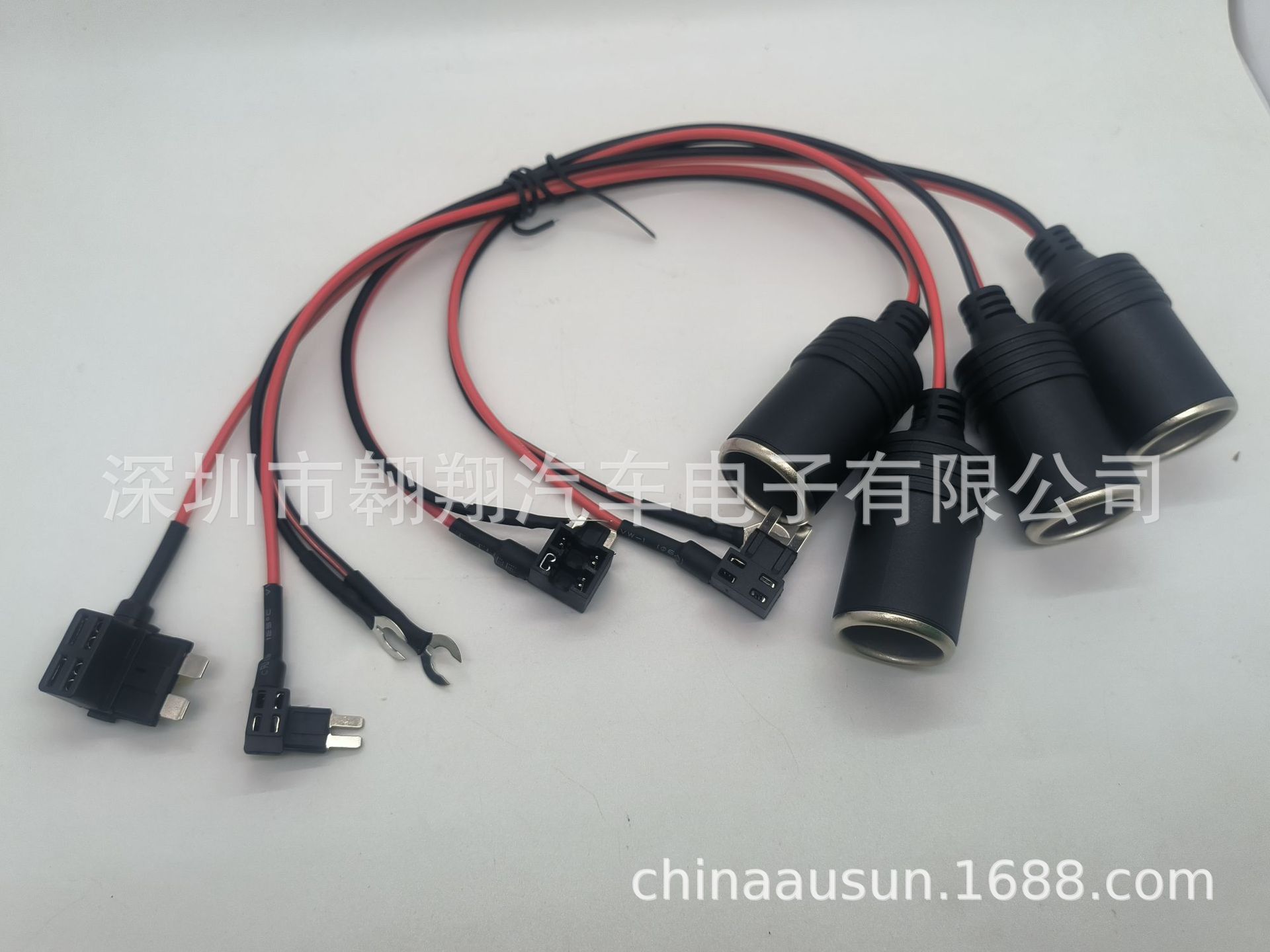 Car mounted modified cigarette lighter socket car fuse box electrical appliance connected to cigarette lighter mother seat with car charger mother seat