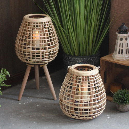 Woven rattan floor lamp with legs, candle holder, boutique hotel model room courtyard decoration lantern, plug-in, Nordic new Chinese style, Japanese style