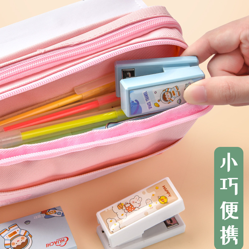 クリエイティブミニホッチキス学生アニメかわいい携帯トランペットホッチキス事務文房具用品工場卸売り|undefined