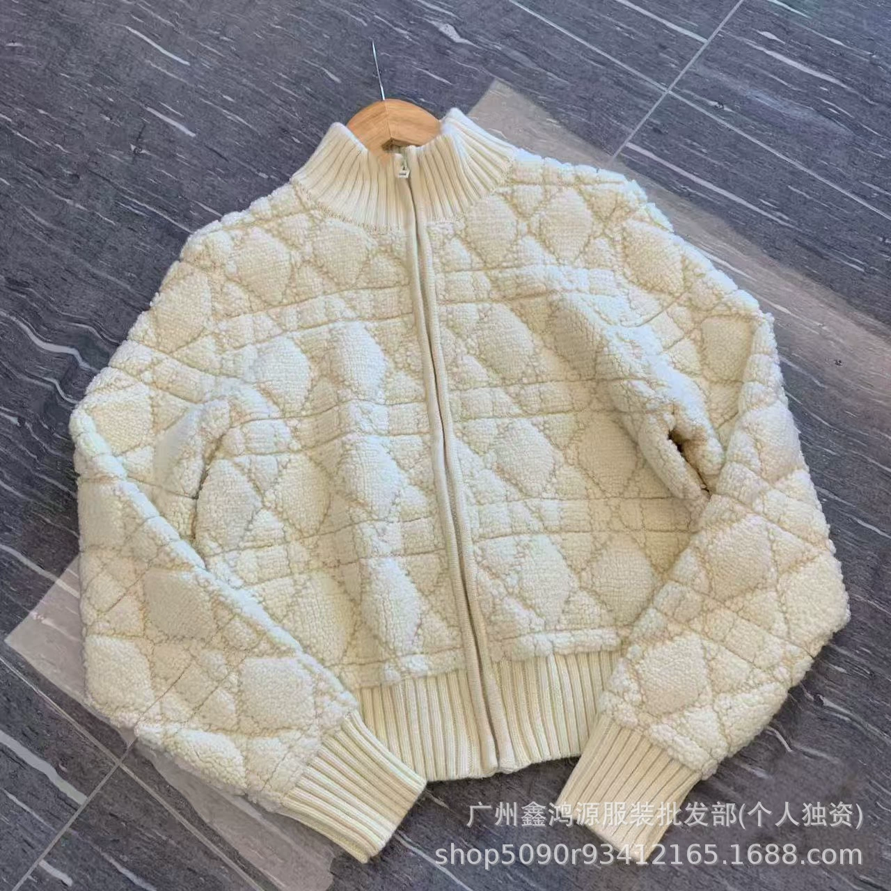 One-Piece Drop-Shipping High-End French Cd Classic Diamond-Shaped Cashmere Blend Zip-Up Cardigan Knit Jacket for Women