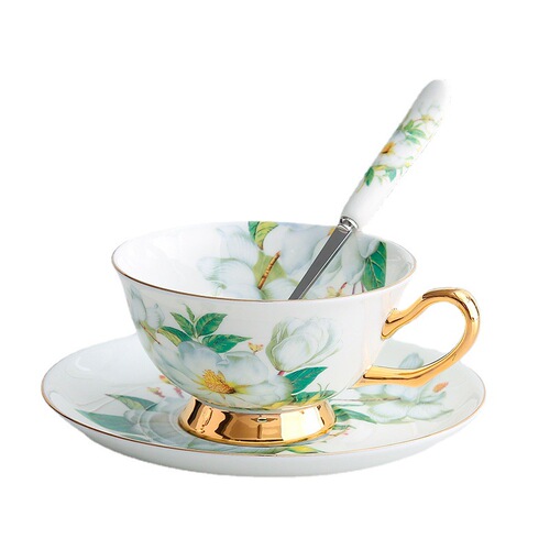Factory wholesale Korean pastoral style bone china coffee cups and saucers ceramic British afternoon flower tea cups and saucers with spoons cross-border