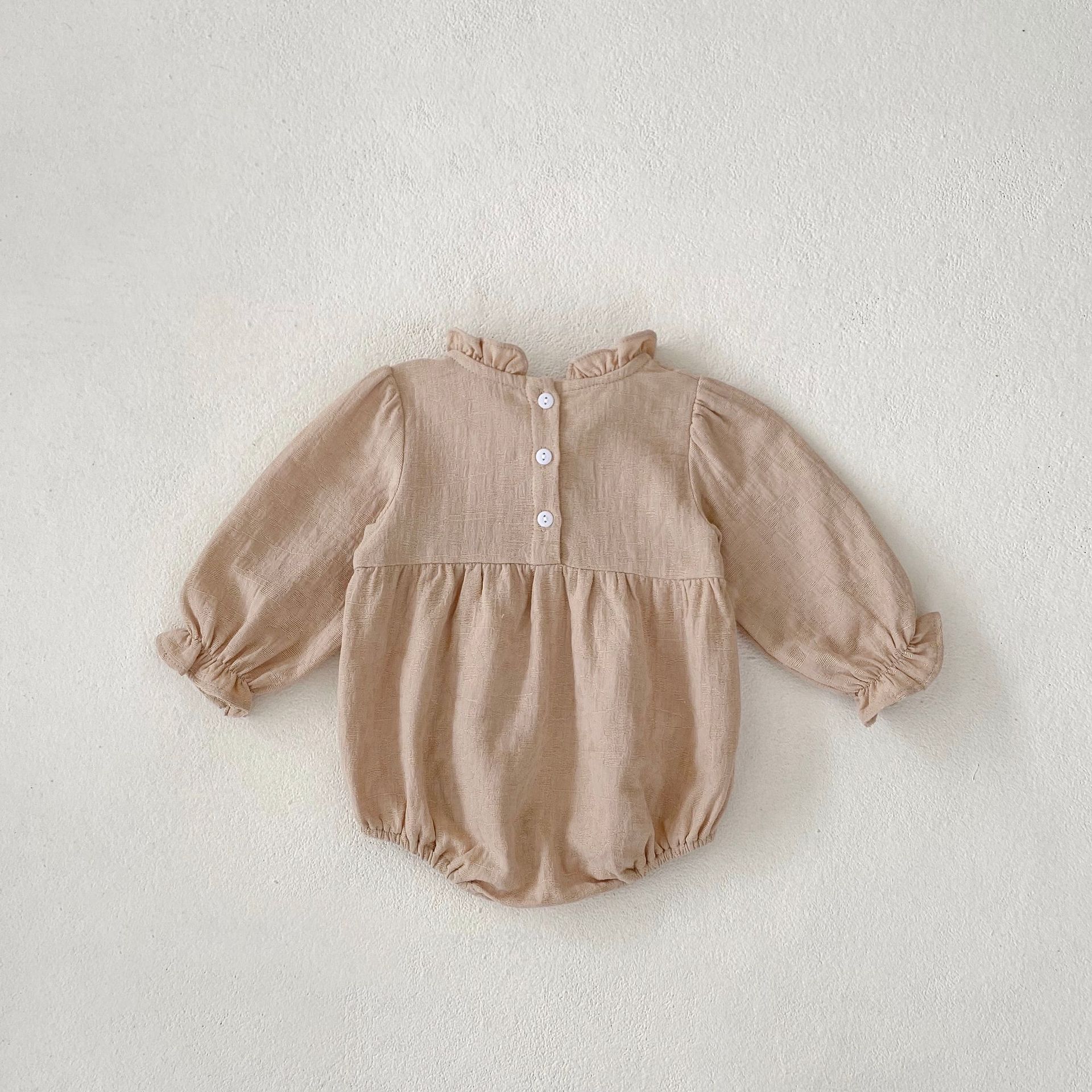 Ins2024 Autumn All Cotton New Girl Baby Long Sleeve Ha Yi Black Ear Collar Triangle Bag fart Crawler Clothes_voghion.com