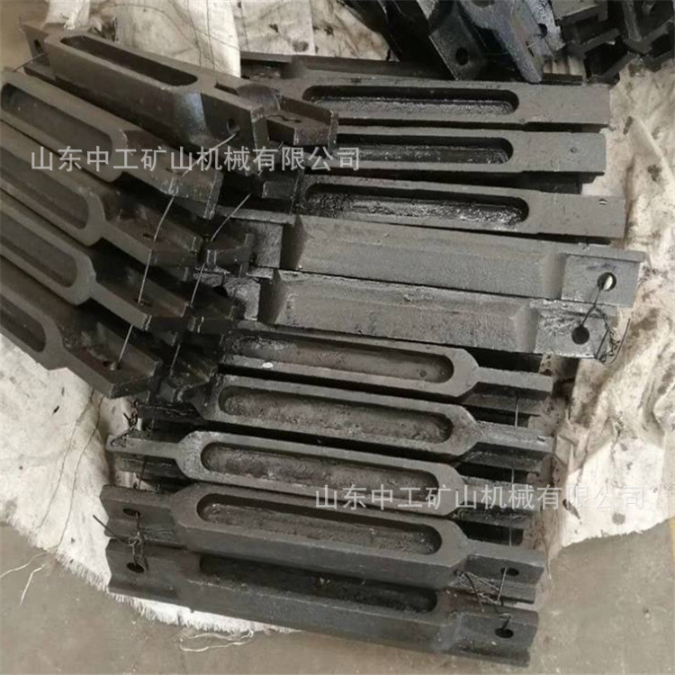 40Mn2材质矿用牛角刮板配套用横梁 18x64锻打圆环链 规格全