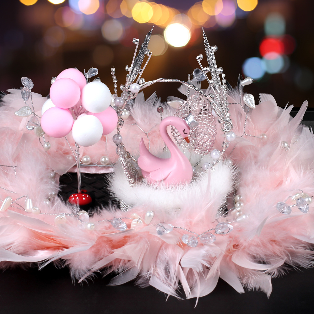 Nuevos artículos de automóvil de alta calidad decoración creativa cisne encantadora diosa pluma coche de globo decoración mujer