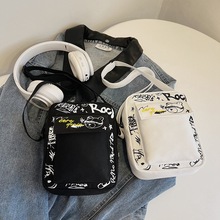 �¿ͨС�ܰ��ٴ�Ůʿ�n��б����W���ɐ����e�羳�ٴ��֙C��