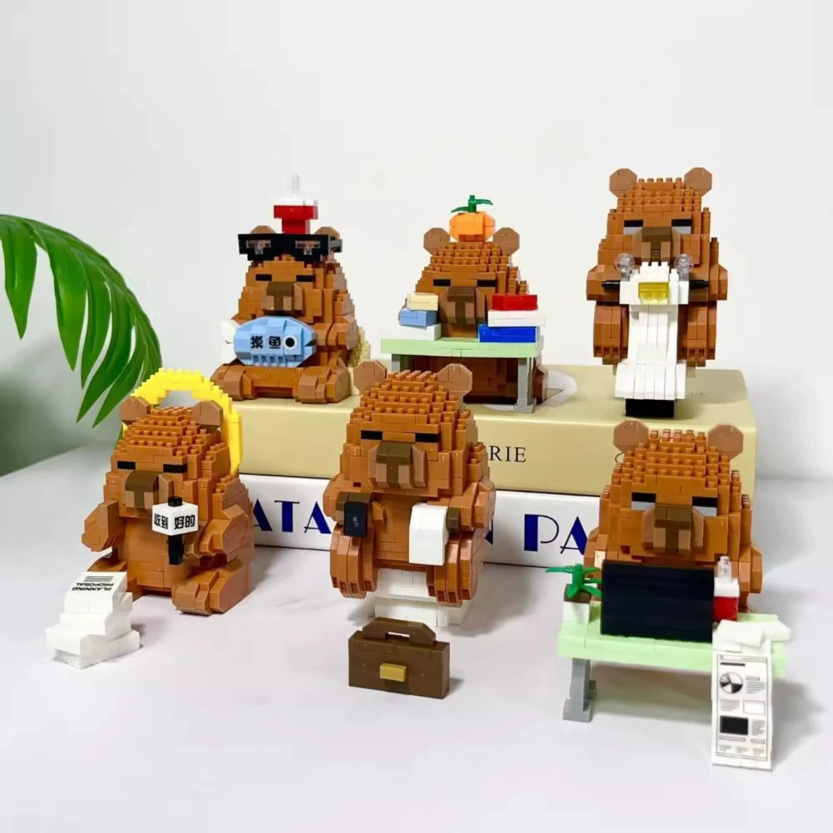 Mini Bricks Building Block Toy, Cartoon Figure Constructor Sets, Multiple Kits 128–949 pcs, Random Box