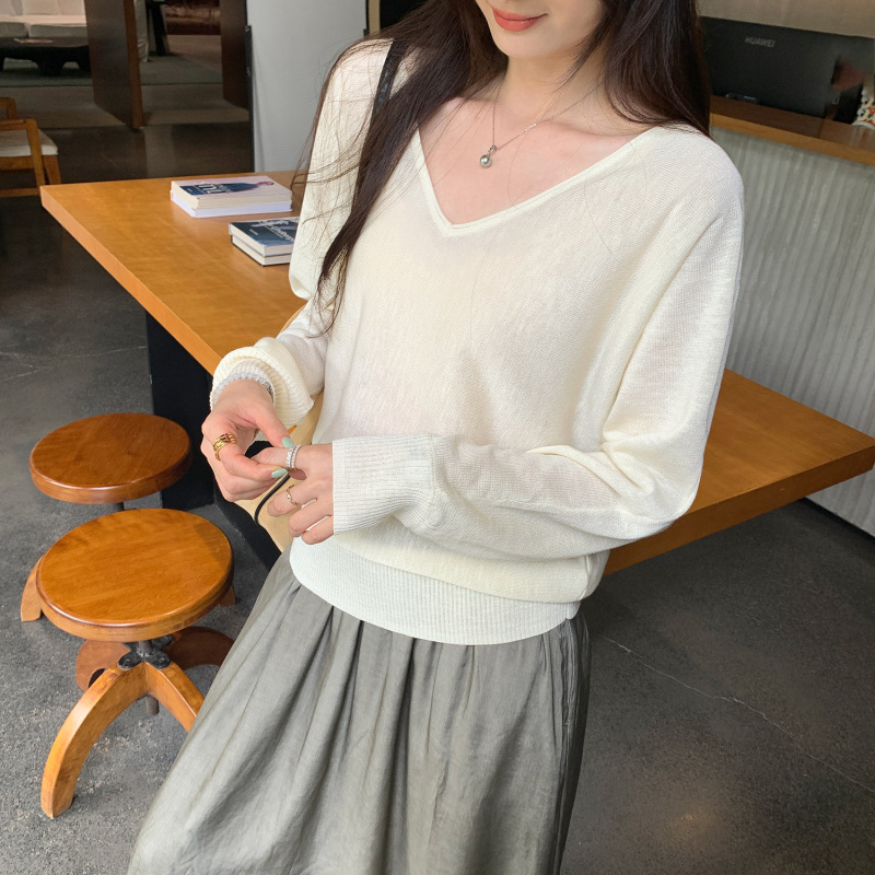 欧货慵懒松弛感粉色v领长袖针织衫女2025秋季新款简约流行小上衣|undefined