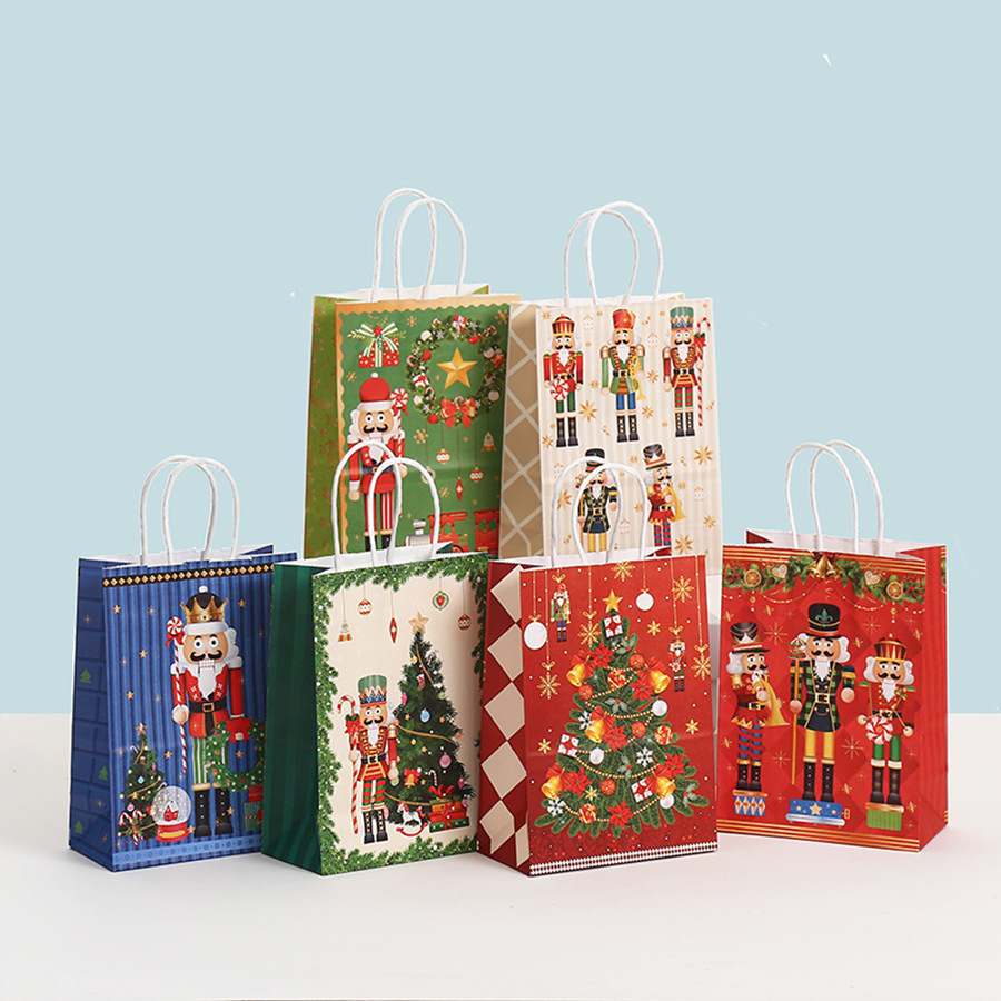 现货圣诞节礼品包装袋卡通胡桃夹子印花牛皮纸袋商场圣诞节购物袋
