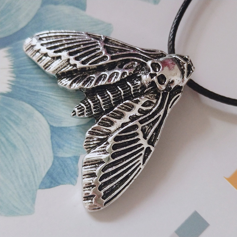 飞蛾骷髅头项链3