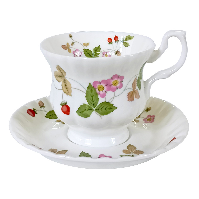 Taza de café de cerámica de flores medievales francesas, taza de té de camellia de la tarde, taza de té de lujo ligera, taza de platos domésticos de alto valor facial