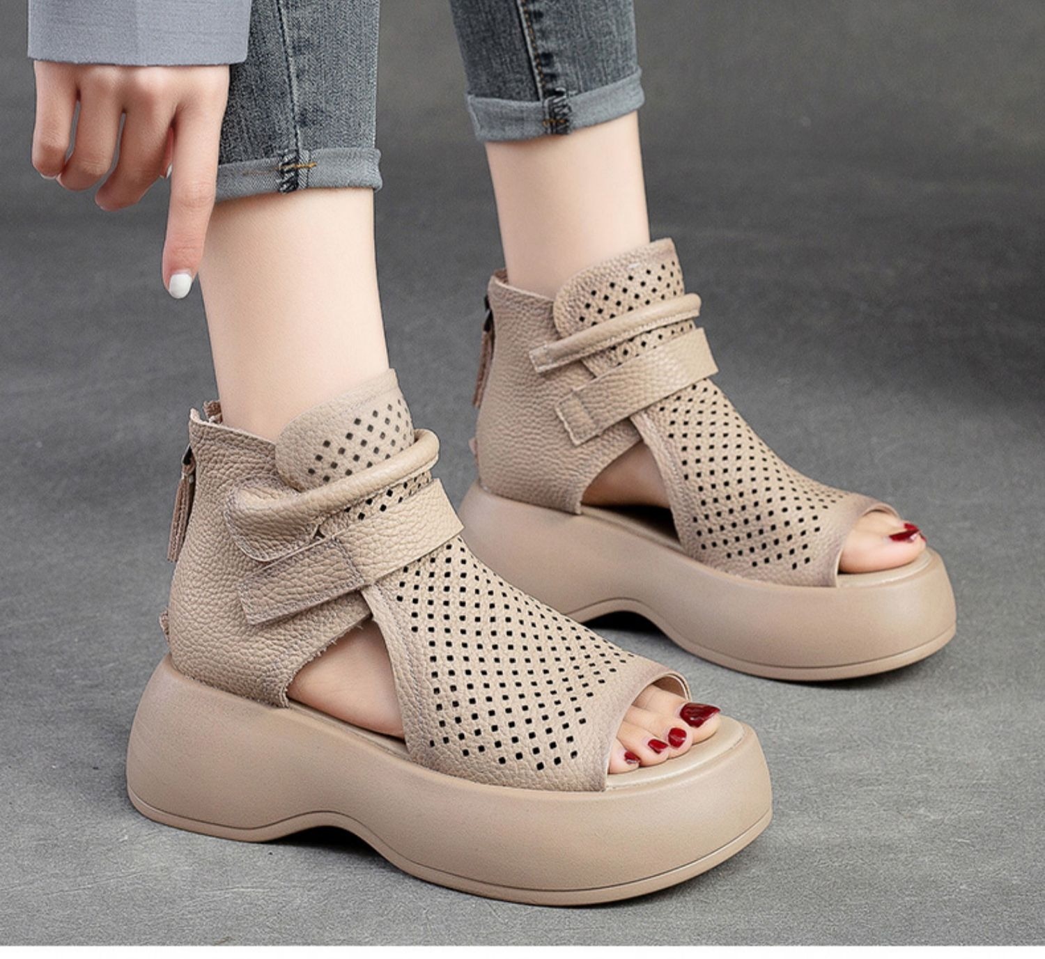 Sommer-Muffin-Sandalen mit dicken Sohlen, Oberbekleidung, Mikrofaser, Retro-Stil, hochhackige Fischmaul-Hohlstiefel, römische Damensandalen_voghion.com