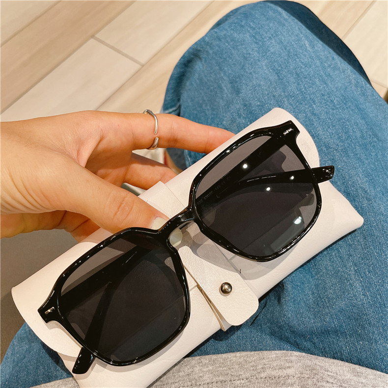 黑框黑片 (2).jpg