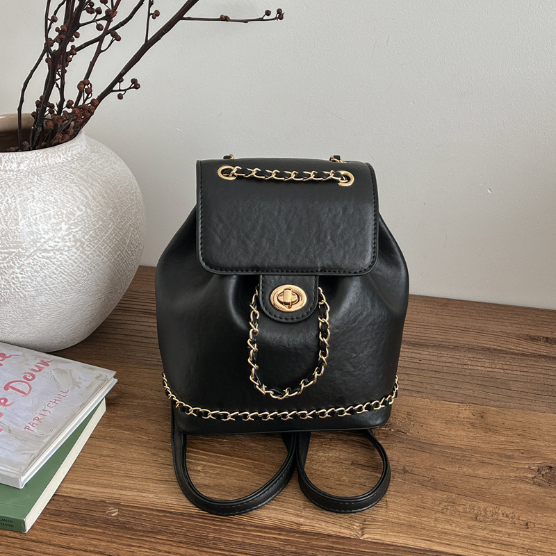 Mochila coreana de nicho para mujeres 2026 nueva sensación de alto nivel mochila de viento fragante retro cadena mochila