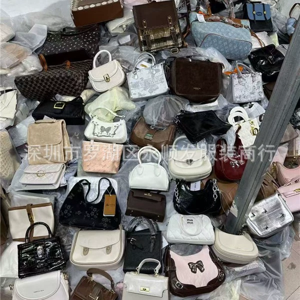 Гуанчжоу Шилинг Баобао Женская вышивка ручная ручка на одно плечо Разные женские сумки зимняя новая приливная подмышечная сумка