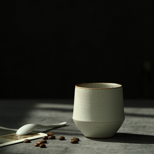 Jingdezhen Japanese-style Chinese-style powder guide series glaze hand-made powder guide hand-pinch tea cup retro Japanese-style open hand cup