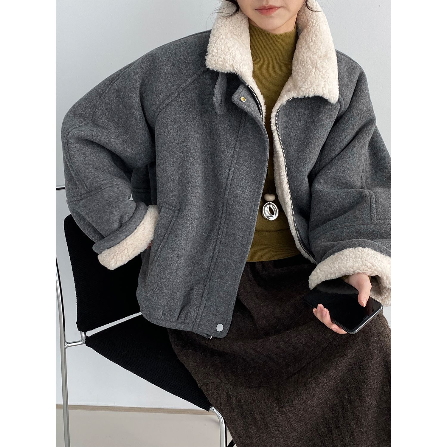 Korean-Style Commuter Lazy Wool Coat for Women, Thickened Faux Lamb Wool Stand Collar Wool Short Jacket 6180