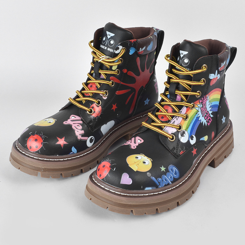 Zapatos altos de las mujeres europeas y americanas Martin botas 2023 nuevo nicho graffiti Otoño e Invierno zapatos casuales suela gruesa altura creciente botines