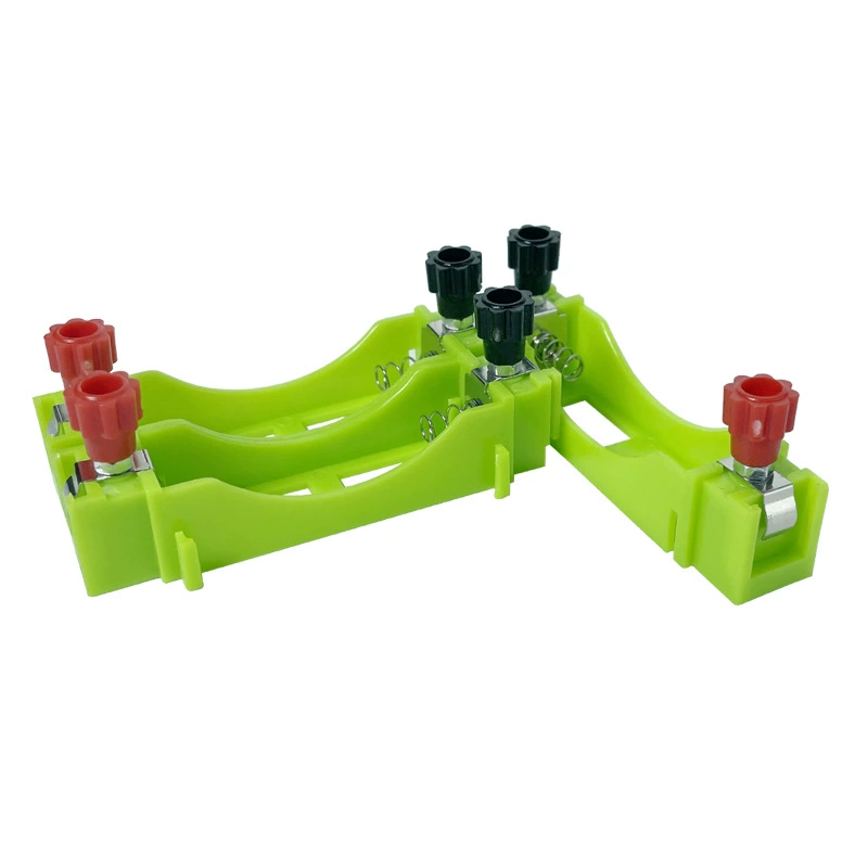 Экспериментальный батарейный отсек № 1/№ 5, физические и электрические научные и учебные приборы, подключенные без сварки, соединены последовательно с держателем батареи своими руками.