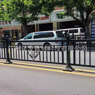 城市交通路障市政文化马路道路隔离防护人行道桥梁铁艺镀锌护栏
