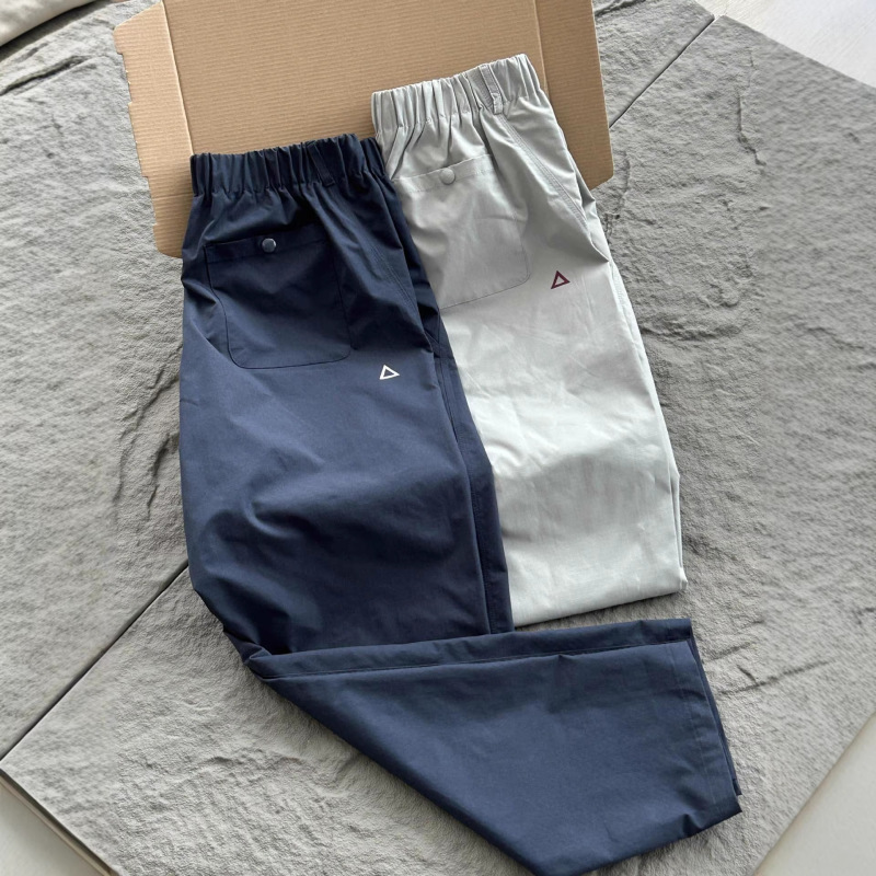 Mountain-Style Outdoor Water-Resistant Trekking Pants for Men, American Functional Style Hiking and Mountaineering Tapered Cargo Pants