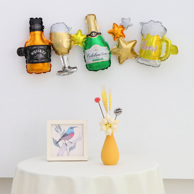 Decorações de balões com tema de animais para festas infantis_voghion.com