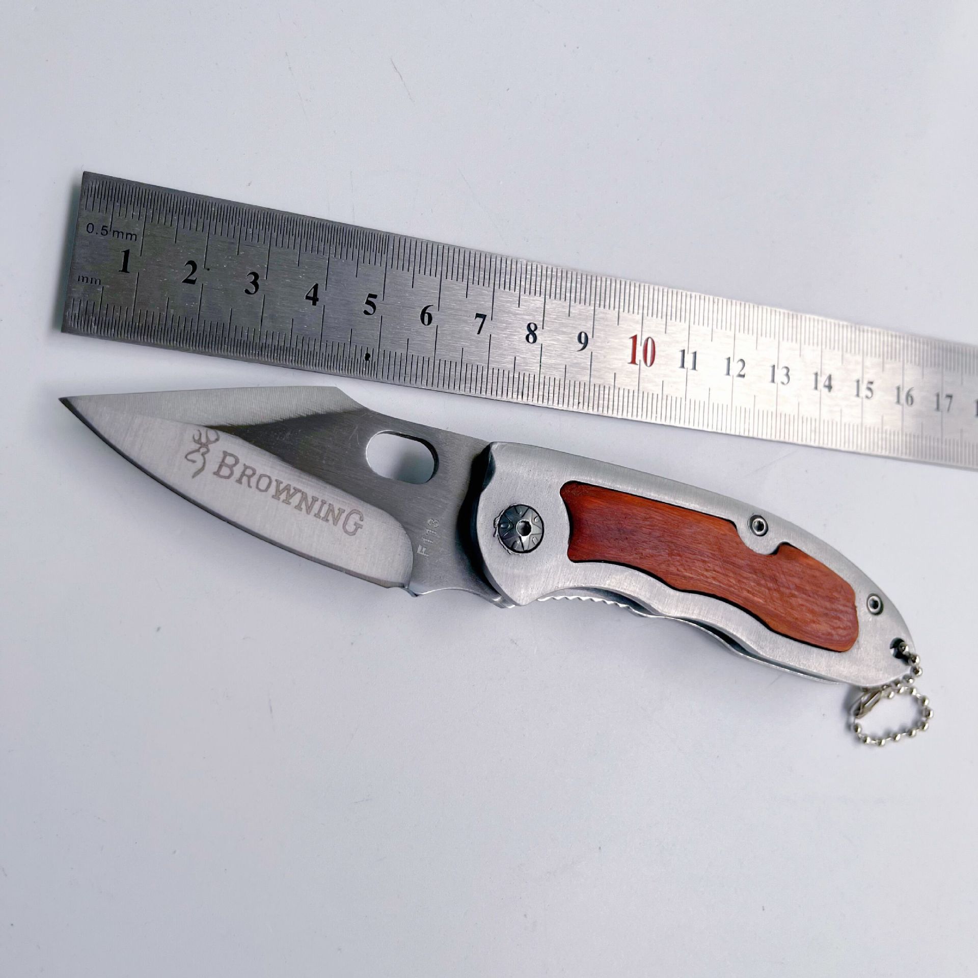 F113迷你折叠刀随身便携高硬度户外小刀