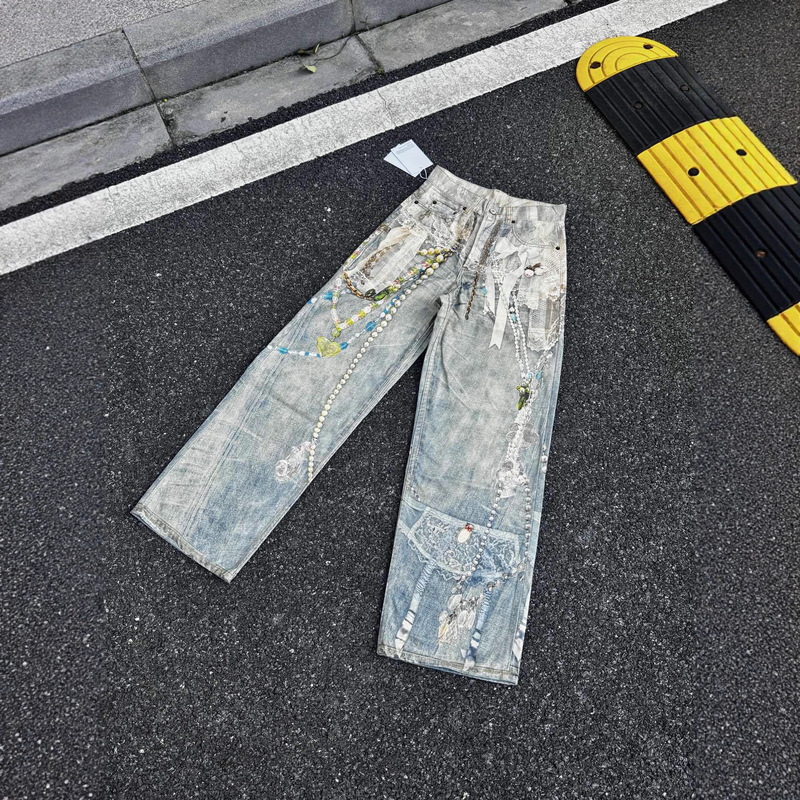 Ac25Ss1981 Series Jeans with Lace, Pearl Chain, 3D Print, Loose Fit, Low Waist, Wide Leg, for Young Men