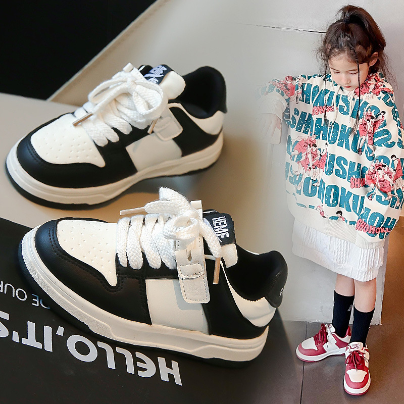 Zapatillas de deporte de las niñas 2024 primavera nuevo estilo coreano zapatos casuales de los niños de la escuela primaria inferior suave