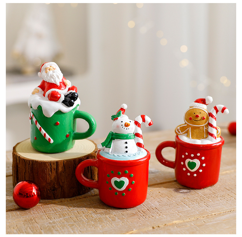 Santa Claus Resin Figurine – Handcrafted Christmas Decoration, Festive Tabletop Display & Gift For Home/Office (Set Of 3, 10cm Tall)​_voghion.com