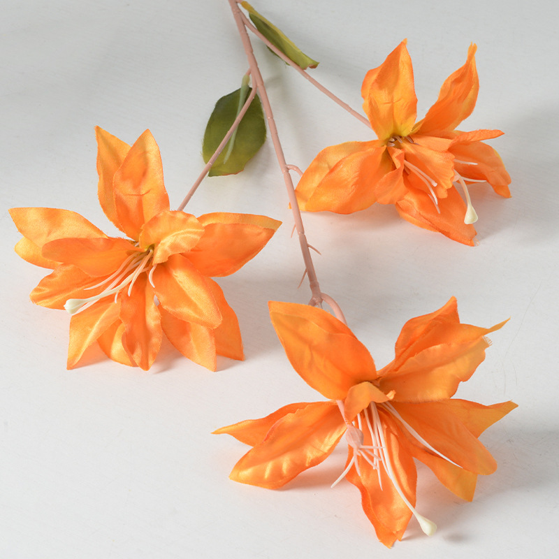Flor artificial 3 lirios de tela de seda guía de boda decoración de la sala de estar del hogar flor artificial accesorios de tiro fábrica al por mayor