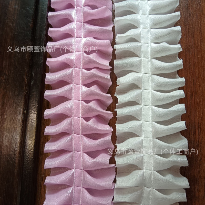 外贸订单5cm鱼骨中线打皱花边珠光段纱娃娃工艺服装辅料裙摆帽子