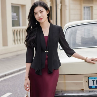 气质黑色缎面西装外套女夏季薄款修身短款小个子休闲中袖小西服女