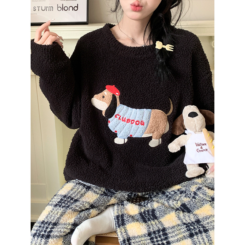 Super Popular Dachshund Winter Coral Velvet Pajamas for Women Long-Sleeved Fleece-Lined Half-Velvet Cartoon Cute Autumn and Winter Home Clothes Super Popular Dachshund Winter Coral Velvet Pajamas for Women Long-Sleeved Fleece-Lined Half-Velvet Cartoon Cute Autumn and Winter Home Clothes