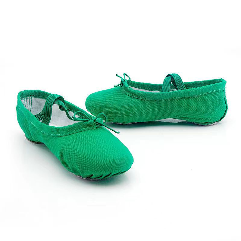 Factory Direct Green Dance Shoes Female Kidsren Dance Shoes Soft Outsole Practice Shoes Yoga Shoes Cat Claw Shoes